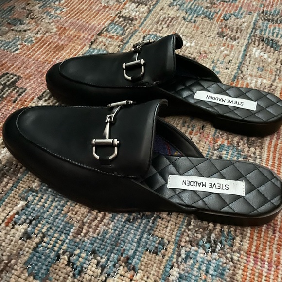 Steve Madden black leather mules - never been worn - Picture 1 of 3